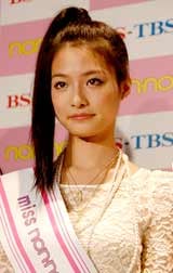 『ノンノモデル2010 オーディション』準グランプリに選ばれた上田眞央さん (C)ORICON DD inc. 