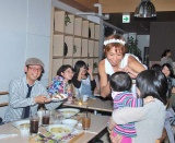 �w�}�C�L�[�Y�E�J�t�F�E�l�X�J�t�F�x�̃I�[�v�����L�O���ė��X�����y���񂲁A���X�����q�ǂ��Ɂu���u�����v�̃T�[�r�X�@�iC�jORICON DD inc.�@