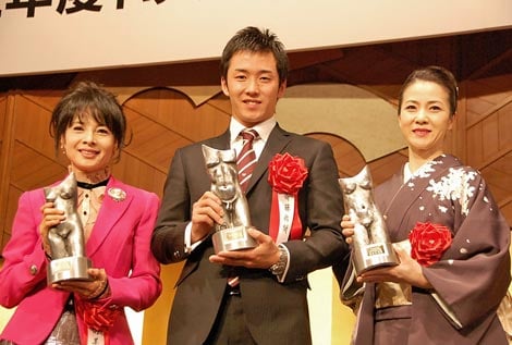 斎藤佑樹の画像 写真 佑ちゃん 芸能取材 にタジタジ 恋愛話は 来年以降じゃないですか 2枚目 Oricon News