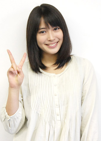高校サッカーの女神 広瀬アリス 11年は女優イヤー Oricon News