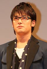 ��������A���䂠�����̓r���œˑR����