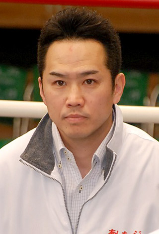 画像・写真 | 山Pジョー半年ぶりミット打ち解禁！ 香川、触発