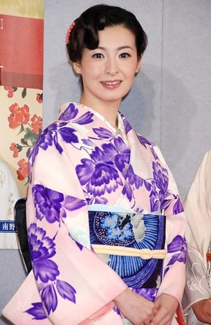 画像 写真 檀れい 南野陽子 艶やかな着物姿を褒め合い 4枚目 Oricon News