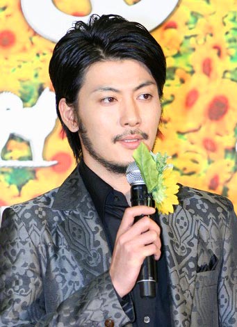 玉山鉄二の画像 写真 西田敏行 主演映画 星守る犬 完成に感無量 美しい三陸 いわきの海が写っています 44枚目 Oricon News