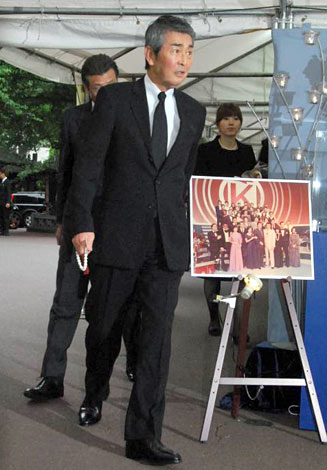 渡哲也の画像 写真 笹野高史 お座敷唄で長門さん見送り 師匠が笑ってくれるなら 8枚目 Oricon News