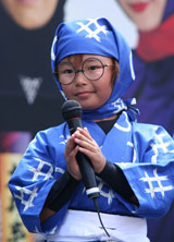 �������j�Y�A�E�Ҏp�Ɋ����u�E�҂͏����̖��������v �f��w�E���ܗ����Y�x�v���~�A�C�x���g