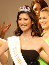 2011�~�X�E�A�[�X�E�W���p���ɓ����s�o�g24�΂̑O�c�q�q����