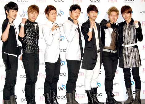 Infinite 初のショーケースライブを開催 日本での活動に意欲 Oricon News