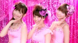『ハイチオールB』の新CMに出演するAKB48、（左から）の小嶋陽菜、大島優子、篠田麻里子