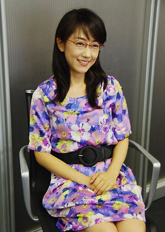 画像 写真 めがね女子アナ 唐橋ユミ 女医役 で女優デビュー 2枚目 Oricon News