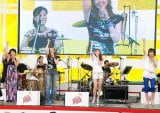 『お台場合衆国2011』内のイベント“ODAIBA MUSIC ハウス”に参加した（左から）西田ひかる、姿月あさと、貴城けい、真琴つばさ　（C）ORICON DD inc.