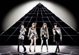 2NE1�A���{�f�r���[��W���P�b�g�ʐ^����