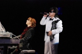 ディナーショー＆コンサート『真夏の夜の夢』を開催した、（左から）X JAPANのYOSHIKI、ToshI　（C）ORICON DD inc.