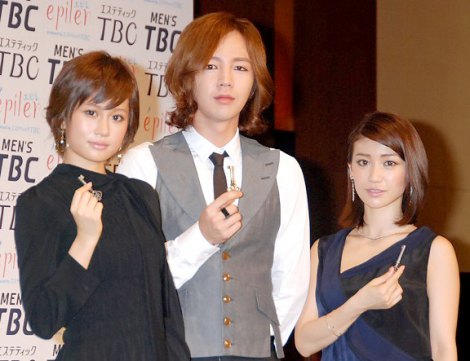 サムネイル （左から）AKB48の前田敦子、チャン・グンソク、AKB48の大島優子　（C）ORICON DD inc.