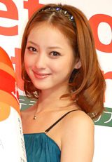 ���X�؊�A���̃}�}���̓E�T�M�p