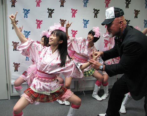 画像 写真 ももいろクローバーzが全日本プロレスに参戦表明 ムタさんって 人ですか 5枚目 Oricon News