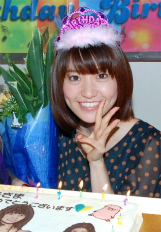 画像 写真 大島優子 23歳の誕生日は 涙サプライズ 6枚目 Oricon News