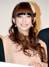 �u���̐l���Əd�Ȃ�v�㌴�����q�A���剉�f�抮���Ɋ��S�[�� 