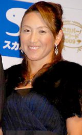 ���v���e�j�X�v���[���[�E���R����6�ΔN���j���ƌ��� 