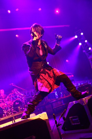 Glay 全国ツアー前半戦終了 ファン4000人魅了 Oricon News