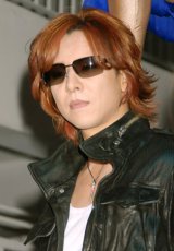 YOSHIKI�A���X�̎d���ŃC�x���g���� �r�f�I�Ŏ������ 