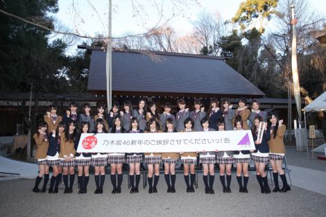 乃木坂46 乃木神社でヒット祈願 大きなグループになるように Oricon News