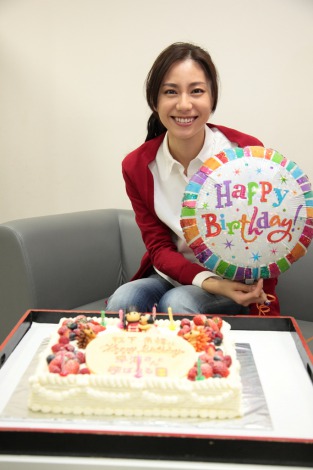 画像 写真 松下奈緒 早海家 男一同から誕生日を祝福されて 本当に幸せ 2枚目 Oricon News