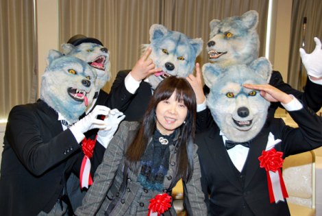 画像 写真 異色ツーショット実現 サブちゃん 覆面狼 バンドを激励 2枚目 Oricon News
