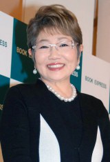 �����w�݂�ȔY��ł�`�s���q�̃c���f���l�����k�x�̊��s���L�O���Đl�����̃T�C������s������s���q�@�iC�jORICON DD inc. 