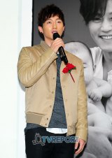 �`�����E�E�q���N���u���[���h�A�C�h����Ă�v 