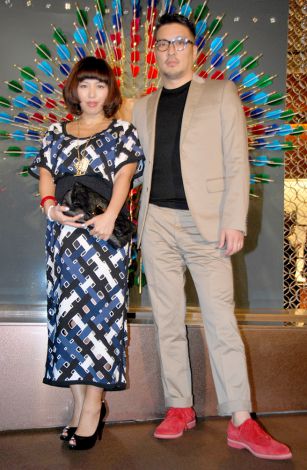 東京のルイ・ヴィトン六本木ヒルズ店で行われたリニューアル記念レセプションパーティに出席した妊娠7ヶ月のMINMIと湘南乃風・若旦那夫妻　（C）ORICON DD inc. 