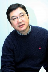 �w�n���`���E�x�v���f���[�T�[����� �L���X�g��V�̐^�� 