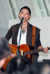 �ǁA�����V���p�قŐV�ȏ���I �M�^�[�e�����Łu������ƃh�L�h�L�v 