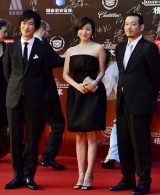 ��C�f��ՂŌ��n�̊��}���󂯂�i������j���l�A�L�����q�A���c���񂶊ē� 