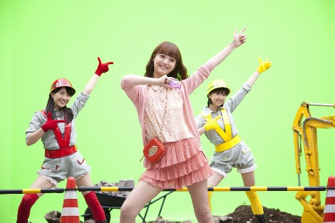 画像 写真 佐々木希がセクシー フィッツダンス を披露 ももクロfit S と共演も 6枚目 Oricon News