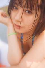 9nine・佐武宇綺、約2年ぶり写真集でスキだらけのセクシーショット