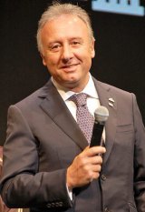 �T�b�J�[���{��\�A�C���N��̕��ώ�����28.9���@���퐧���{���ɑO�i 