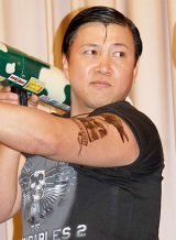 �X�M�����A���ł��Łu���C���h�l�^�v���Ɛ錾�@�u���C���h�L�����v�͌p�� 