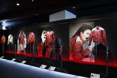 18日より東京ソラマチの「スペース634」でスタートした『マイケル・ジャクソン展』の様子 