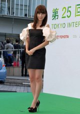 �O�c�֎q�A���O���[���J�[�y�b�g�Ɂu�C���������v TIFF�I�[�v�j���O�ɉ� 