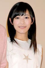 AKB�܂��A�f����̏���I �g���̉Ԃт炽���h���o�Ɋ��� 