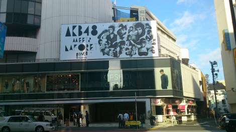 AKB48[hȃrWAŃtH[hWbN! 