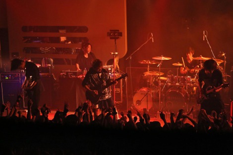 UVERworldwARENA TOUR 2012 Warm-Up GIGx̖͗l(=aJduo MUSIC EXCHANGE) (Be:dRU) 