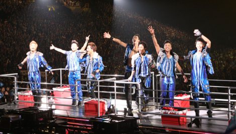 画像 写真 Exile 三代目jsbライブに飛び入り 夢の共演に1万8000人大興奮 3枚目 Oricon News