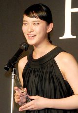 ���N�́g���E�Ɍւ��Z���u���e�B�h�ɕ���� �u�Z���u���e�B�E�I�u�E�U�E�C���[�v��� 