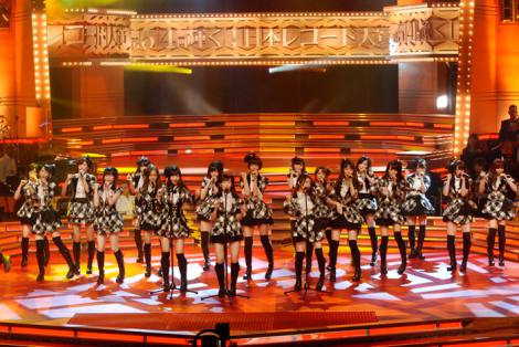 画像 写真 レコ大 Akb48 史上6組目の2連覇達成 まゆゆ重圧明かし号泣 14枚目 Oricon News