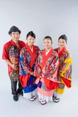 ����ݏZ�̉Ƒ�4�l���j�b�g�u��u���t�@�~���[�v��CD�f�r���[ 