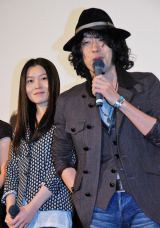 �����̋T�b����ɋ�΂���������LOVE PSYCHEDELICO�@�iC�jORICON DD inc. 