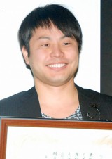 �m���X�^���A�����E�Γc�̃n���C�����͕s�Q�����莆�ŏj�� 