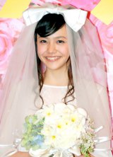 �[�N�V�B6���CM�K�[���Ɍ��E������w�@�Ń��f���̏��䈤� 